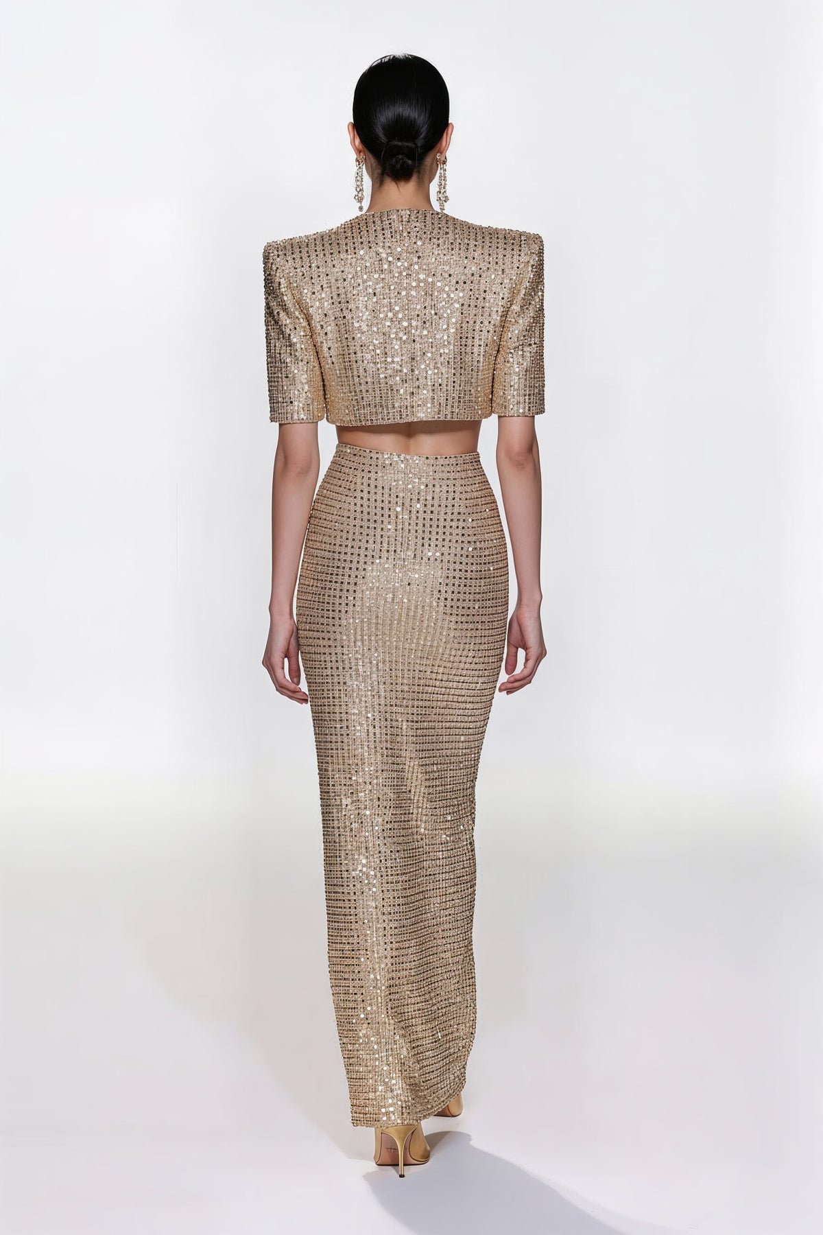 The Golden Dress Shone - A Haute Couture Evening - 2026